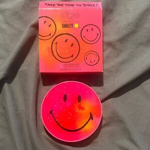 Ciaté London Smiley Face Eyeshadow Palette neutral tones- brand new in packaging